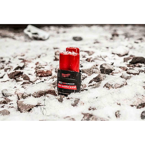 Акумулятор Milwaukee Redlithium M12 12В 2.5А·год 0.2кг