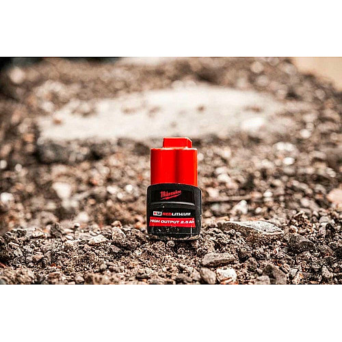 Акумулятор Milwaukee Redlithium M12 12В 2.5А·год 0.2кг