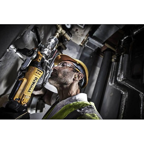 Многофункциональный инструмент сетевой DeWalt 300Bт 0-22000 цв/мин 1.5кг