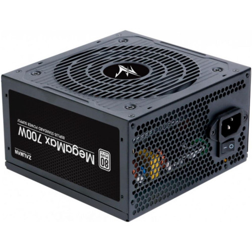 Блок живлення  Zalman Megamax  (700W), 83%, 80+ White, 120мм, 1xMB 24pin(20+4), 2xCPU (8pin+(4+4)pin) 4xMolex, 6xSATA, 4xPCIe 8pin(6+2)