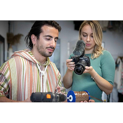Цифр. фотокамера Canon EOS R8 body
