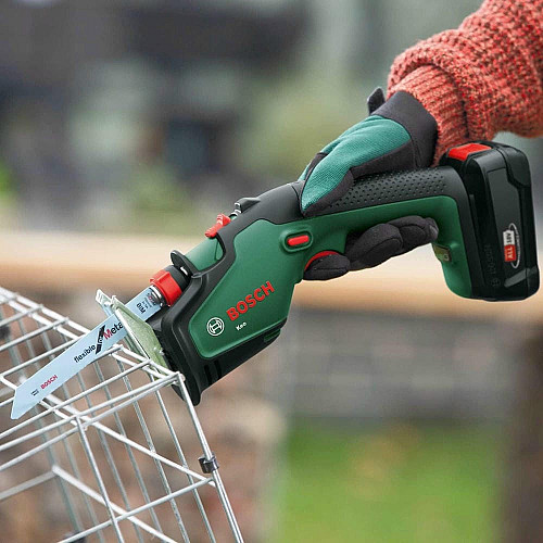 Пила сабельная аккумуляторная Bosch KEO 18В 1х2А·час пропил 80мм ход 20мм 1.4кг