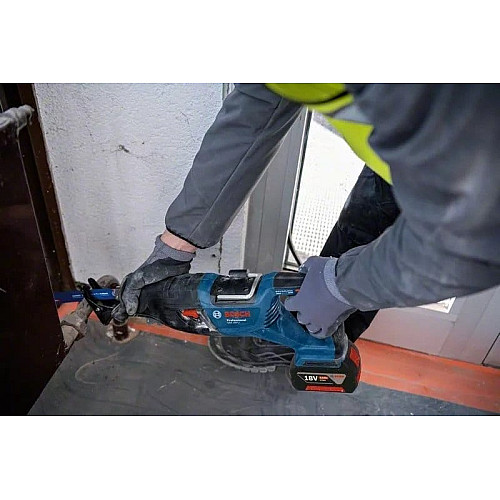 Пила сабельная аккумуляторная Bosch Professional GSA 185-LI 18В пропил 230мм ход 28мм 3.2кг без АКБ и ЗП