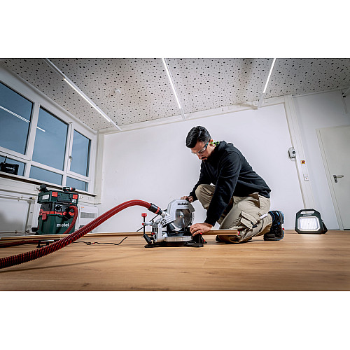 Пила торцювальна Metabo KS 216M 1100Вт диск 216мм 8.7кг