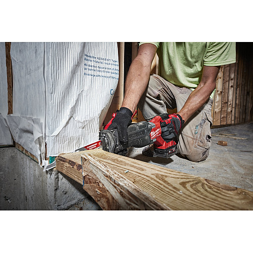 Пила сабельная аккумуляторная Milwaukee M18 FUEL ONE-KEY 18В пропил 300мм ход 32мм 3.8кг без АКБ и ЗП