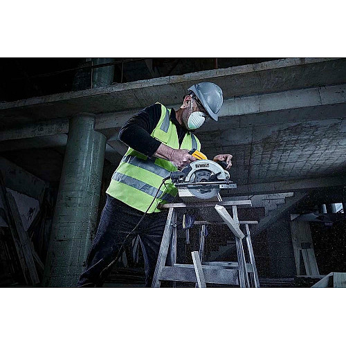 Пила дискова DeWalt 1500Вт 190мм 5500об/хв 4.0кг