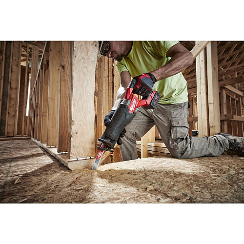 Пила сабельная аккумуляторная Milwaukee M18 FUEL ONE-KEY 18В пропил 300мм ход 32мм 3.8кг без АКБ и ЗП
