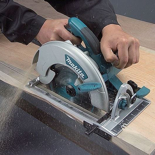 Пила дискова Makita 5008MG 1800Вт 210мм 5.1кг