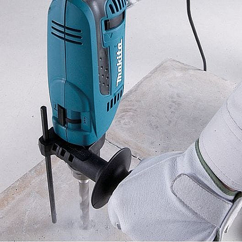 Дрель ударная Makita HP1640 680Вт зубчатый патрон 13мм 0-2800об/мин 2кг