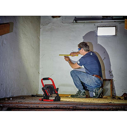 Прожектор Einhell TC-CL 18/1800 Li - Solo акум., PXC, 1800 лм, 18В, 5000 К, 1 COB LED, 1.15 кг (без АКБ и ЗУ)