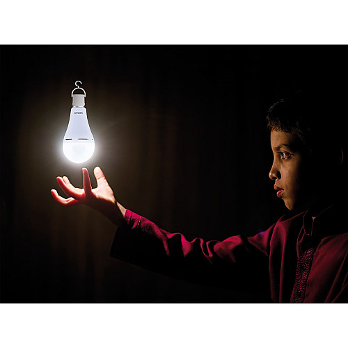 Лампа OSRAM LED E27 8Вт 806Лм 2700К A60 аккумуляторная