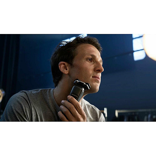 Бритва электр. Philips роторная Series 7000 SkinIQ, бритв.головок-4, Li-Ion, сух.+влажн., индикатор заряда, триммер, чехол, черный