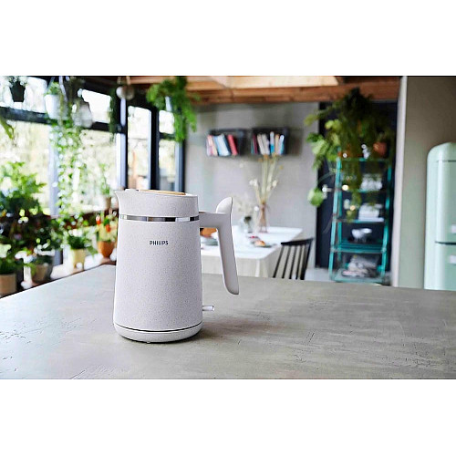 Электрочайник Philips Eco Conscious Edition, 1.7л, экопластик, подсветка LED, звуковой сигнал, белый матовый