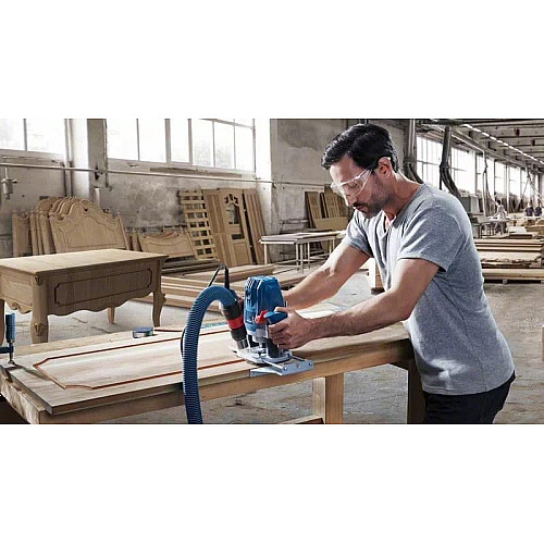 Фрезер Bosch Professional GOF 130 1300Вт цанга 6 та 8мм 11000-28000об/хв 3.5кг