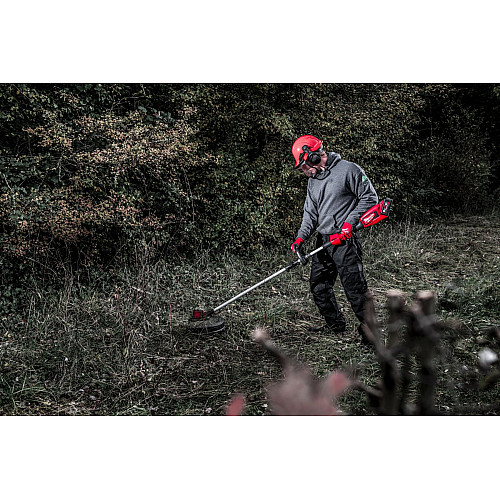 Тример садовий акумуляторний Milwaukee M18 BLLT-0 18В 40см 0-4900-6200об/хв 5.3кг без АКБ та ЗП