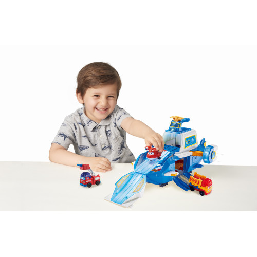 Ігровий набір Super Wings Повітряна База, світло, звук