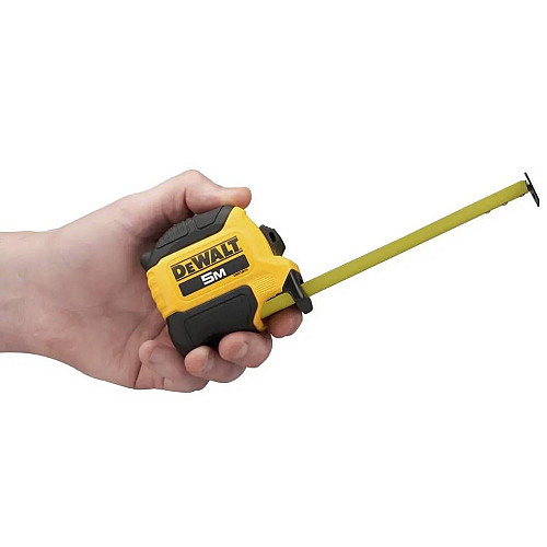 Рулетка DeWALT COMPACT, 5мх28мм, с фиксатором сматывания, АБС-пластик, магнит