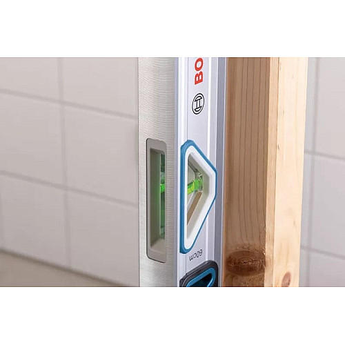 Рівень Bosch Professional 60см, 3 капсули, алюмінієвий корпус