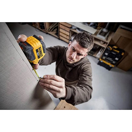 Рулетка DeWALT COMPACT, 5мх28мм, с фиксатором сматывания, АБС-пластик, магнит