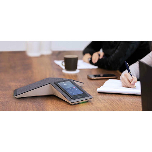 SIP-конференц телефон Poly Trio C60, 3 x Omni Mic, радиус действия 6,1м, RJ45, USB-A, Micro USB, Bluetooth 4.2, WiFi, PoE, серый