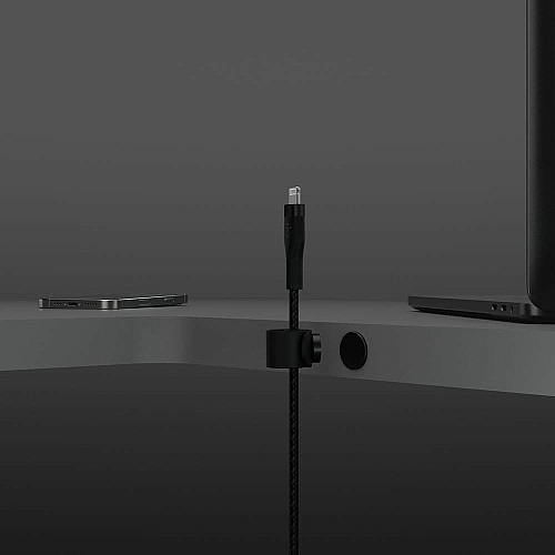 Кабель USB-C > Lightning зарядка/синхронизация Belkin 1м, Type-C, плетеный, силиконовый, с ремешком на магните, черный