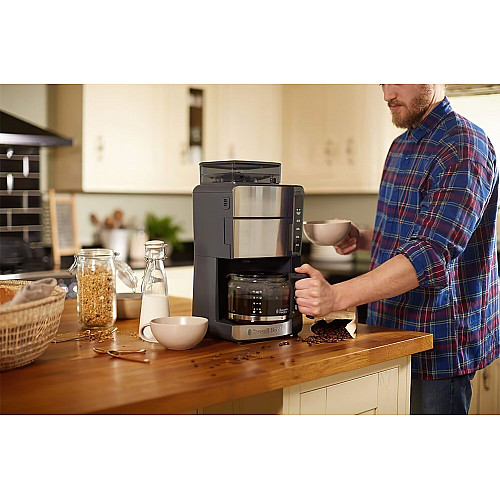 Кавоварка Russell Hobbs крапельна Grind and Brew, 1.25л, мелена, LED-дисплей, чорно-метал