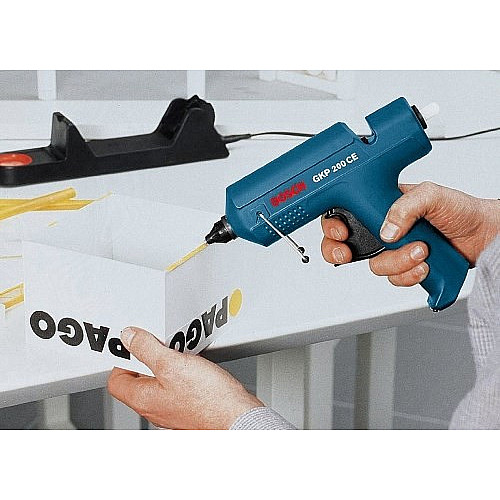 Пістолет клейовий Bosch Professional GKP 200 CE 500Вт стрижні 11мм 0.4кг подача 30г/хв