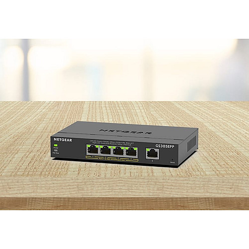 Коммутатор NETGEAR GS305EPP 5xGE (4xPoE), 120Вт, WebSmart