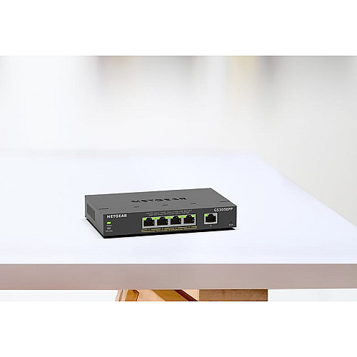 Коммутатор NETGEAR GS305EPP 5xGE (4xPoE), 120Вт, WebSmart