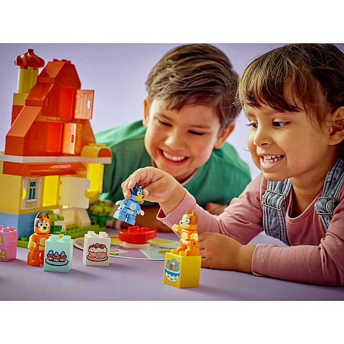 Конструктор LEGO DUPLO Bluey Родинний дім Блуї із грою на запам'ятовування