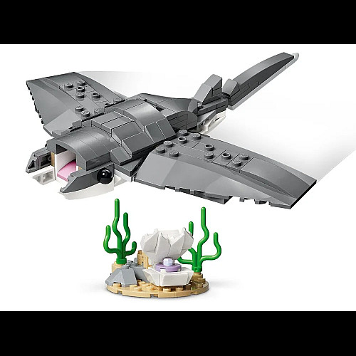 Конструктор LEGO Creator Люта акула зі скринею скарбів