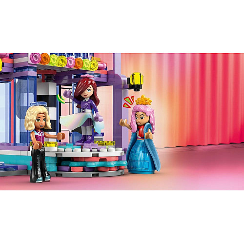 Конструктор LEGO Friends Модный показ в Хартлейк-Сити