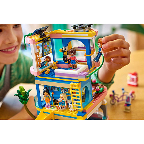 Конструктор LEGO Friends Клубный дом друзей HLC