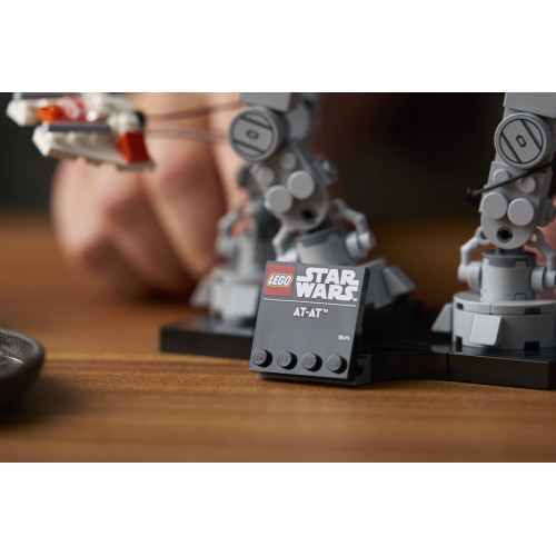 Конструктор LEGO Star Wars AT-AT