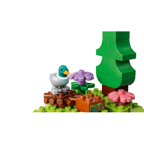 Конструктор LEGO DUPLO Town Ліс відкриттів із дикими тваринами