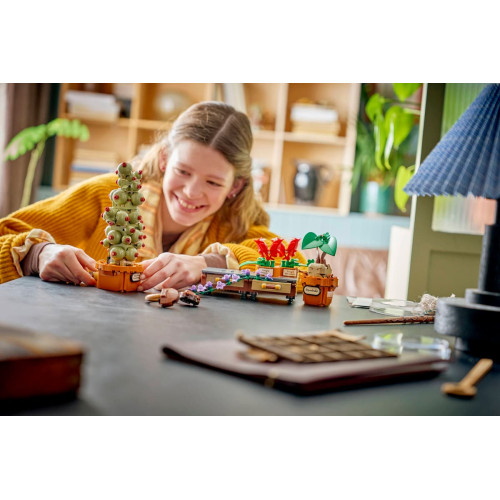 Конструктор LEGO Harry Potter Рослини з курсу гербології в Гоґвортсі