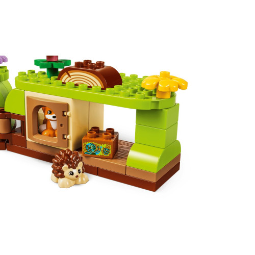 Конструктор LEGO DUPLO Town Ліс відкриттів із дикими тваринами