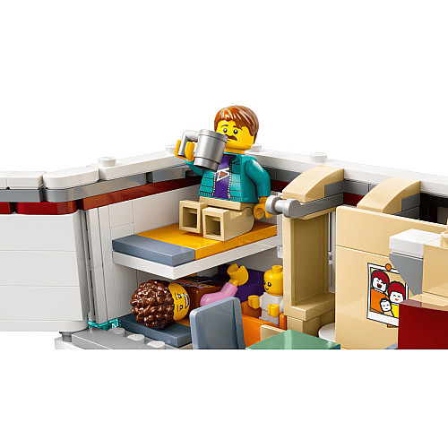 Конструктор LEGO City Пригодницький будинок на колесах для відпустки