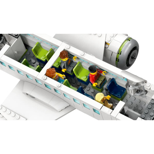 Конструктор LEGO City Пасажирський літак