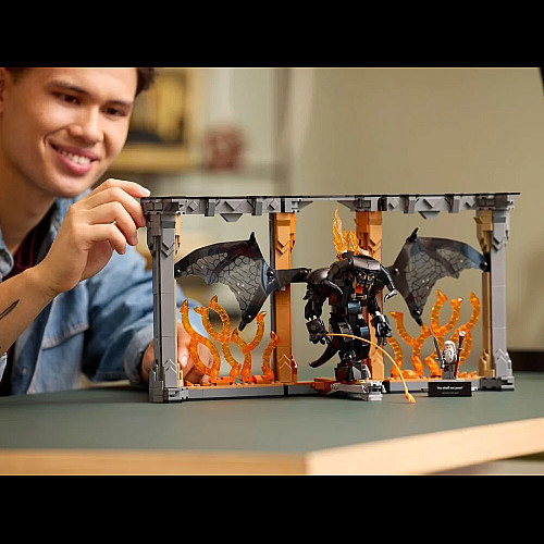 Конструктор LEGO Icons Володар перснів: Балроґ. Книжковий куточок