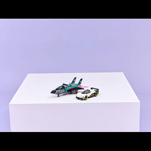 Конструктор LEGO City Реактивний літак проти автомобіля