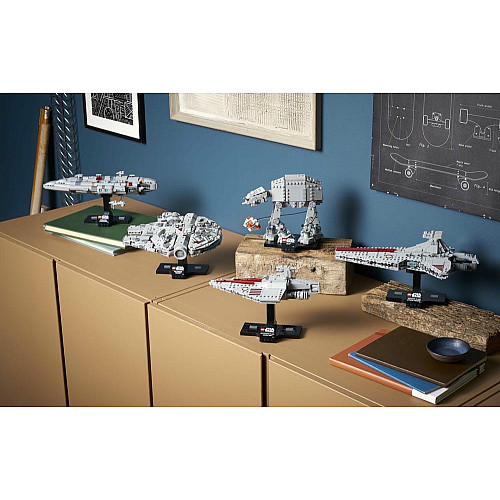 Конструктор LEGO Star Wars Зоряний крейсер класу «Венатор»