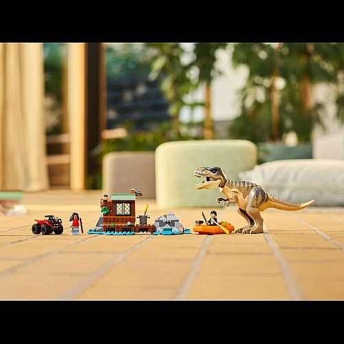 Конструктор LEGO Jurassic World  Втеча річкою від тиранозавра