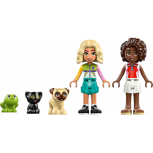 Конструктор LEGO Friends Фургон с аксессуарами для питомцев