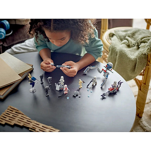 Конструктор LEGO Star Wars Клоны-пехотинцы и Боевой дроид. Боевой набор