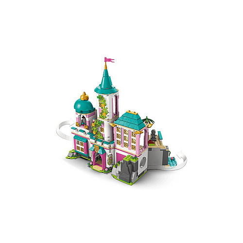 Конструктор LEGO Disney Princess Замок принцеси та королівські улюбленці