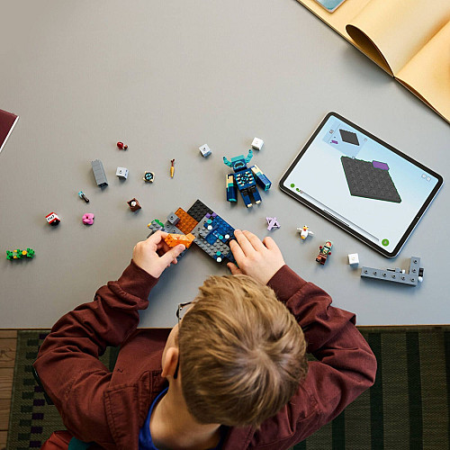 Конструктор LEGO Minecraft Зустріч із Боронителем