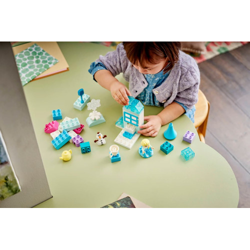 Конструктор LEGO DUPLO Disney Коробка для творчого конструювання «Крижане серце» з Ельзою й Олафом