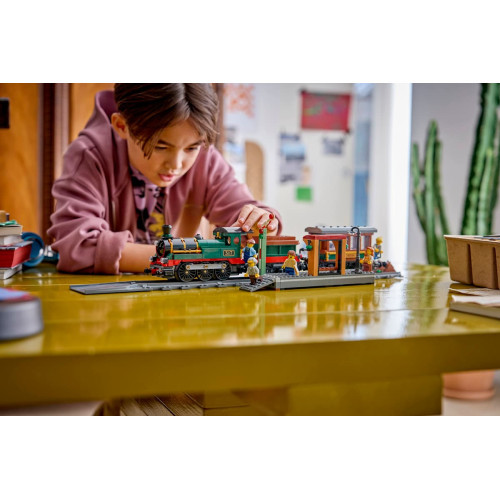 Конструктор LEGO City Старовинний паровоз