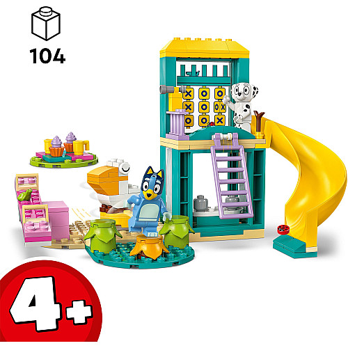 Конструктор LEGO Bluey Веселощі з Блуї та Хлоєю на ігровому майданчику